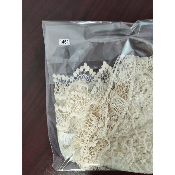 Roommates Crochet Mesh Top Women's Sz L Ivory Sleeveless Embroidered Sheer Boho - Picture 10 of 13